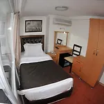 Palace Point 2*