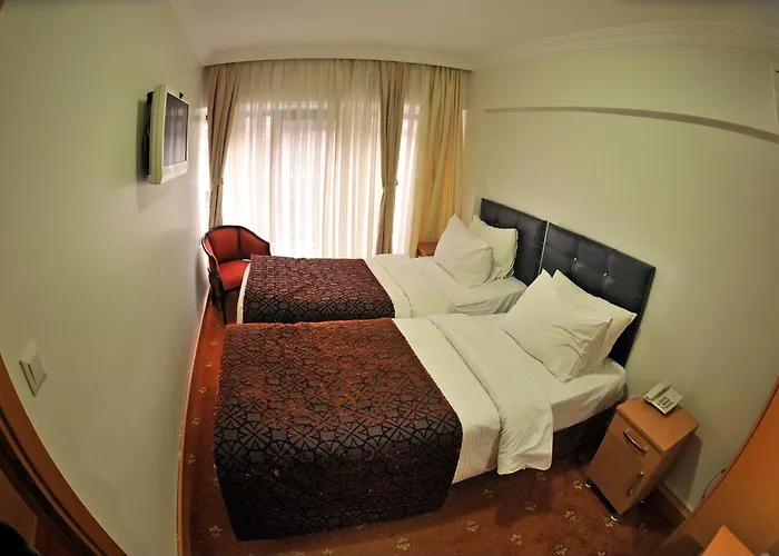 Palace Point Отель 2*