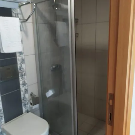 بالاس بوينت فندق 2*