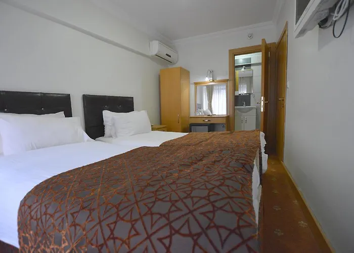 Palace Point ホテル